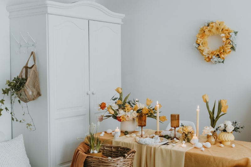 The Connection Between Minimalism and Emotional Weddings