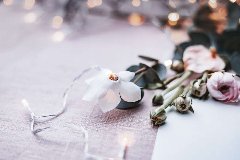 Perfecting the Minimalist Look for Your Special Day