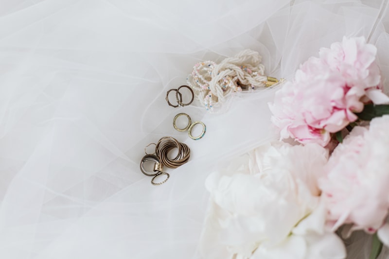 Understated Elegance for Brides: Embracing Timeless Simplicity