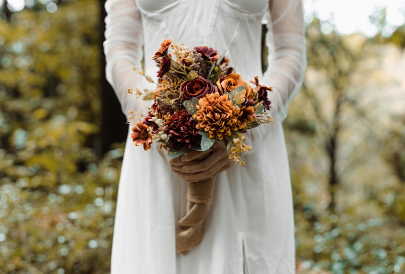 Embrace the Beauty of Nature: Inspiring Bridal Looks for Your Outdoor Ceremony